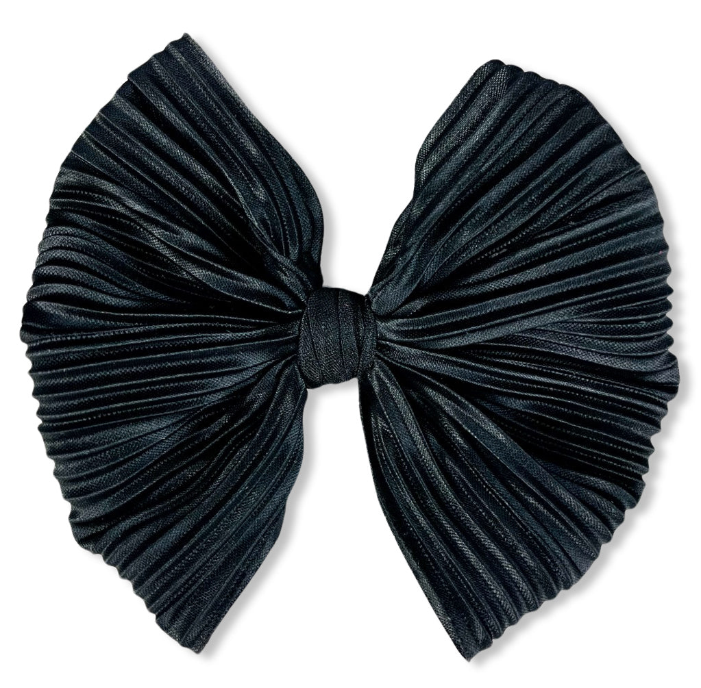 Raven Black (Pleated) Bullet Bow
