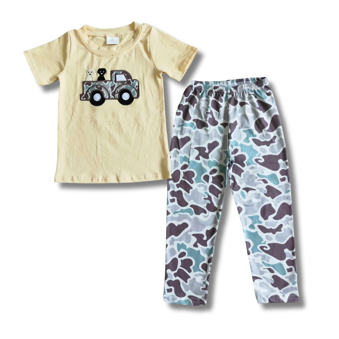 Huntin Dogs Lounge Set