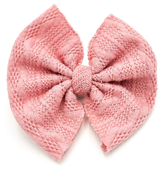 Blushing Rose (Cable Knit) Bullet Bow