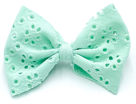 Minty Fresh Eyelet Classic